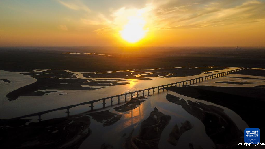 无人机航拍：内蒙古塞上黄河 风光壮美