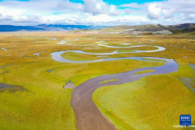 色彩的盛宴！摄影师镜头记录醉美金秋