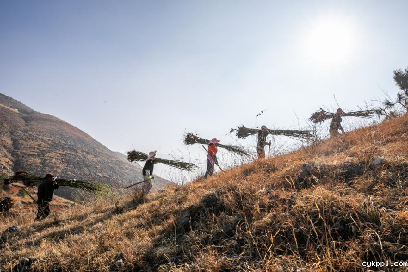 牢记职责展形象:贵州签约摄影师永远在路上