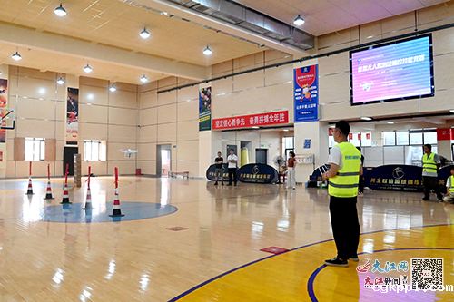 赣州市一单位组织20余架无人机竞技演练，以备防汛救急